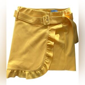 Prada skirt 
Size 42